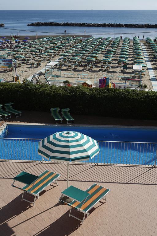 Hotel Villa Sole Resort بيلاريا-إيجيا مارينا المظهر الخارجي الصورة